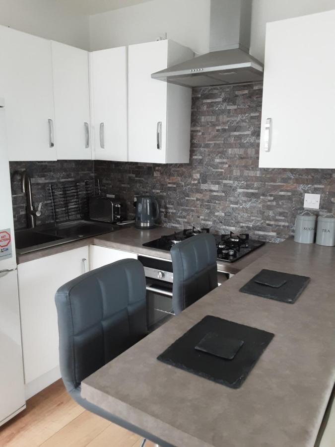 Esplanade Seaside View Apartment Порткоул Екстериор снимка